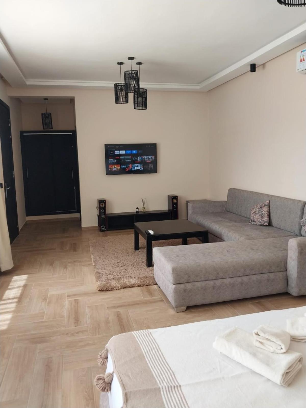 Rimaliz House Hotel อมิซมิซ ภายนอก รูปภาพ